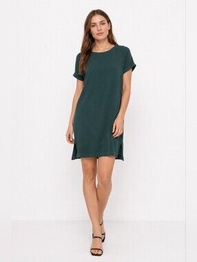 grana silk v neck slip dress Kairee X Grana Wardrobe Essentials Part 1
